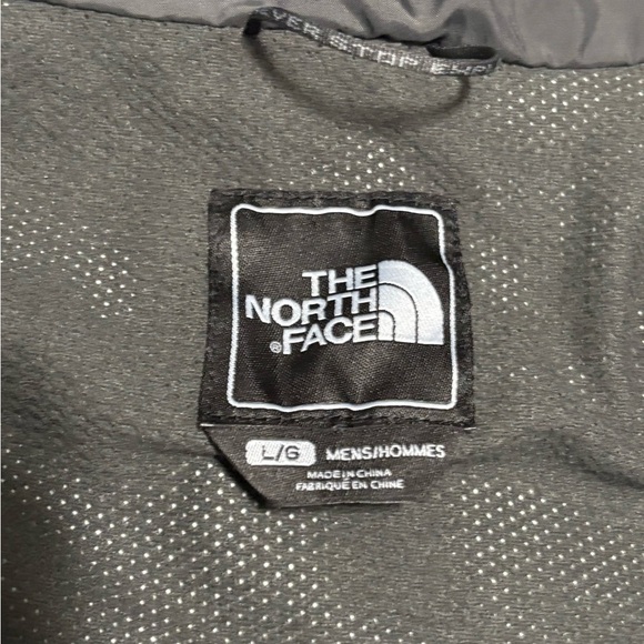 The North Face Men's Two-Tone Blue Performance Jacket - Picture 6 of 9